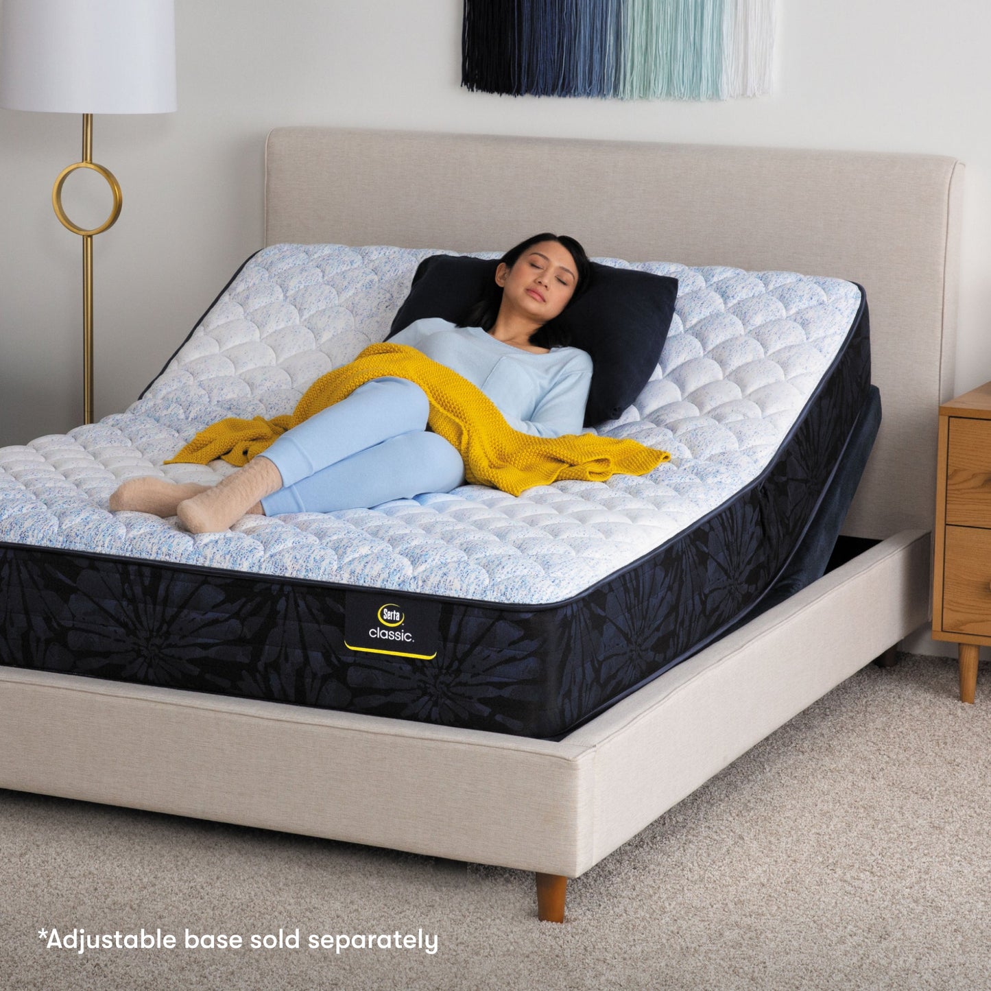 Serta Classic Mattress Queen / Enhanced / Plush Pillow Top