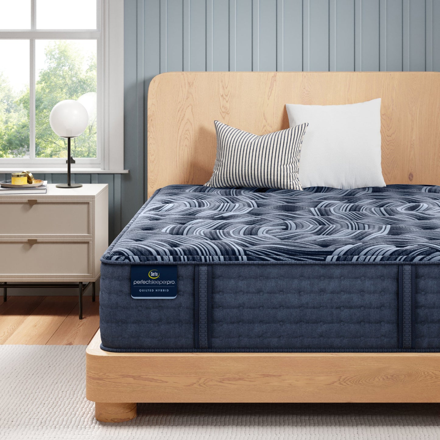 Serta Perfect Sleeper Pro Mattress Queen / Level 3 / Medium