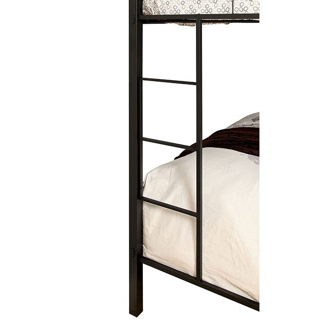 Claren-Twin XL/Queen Bunk Bed